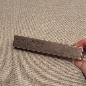 NATASHA DENONA Concealer